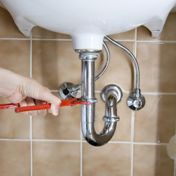 Sink plumbing in Pleasant Hill, MO by Kevin Ginnings Plumbing Service Inc.